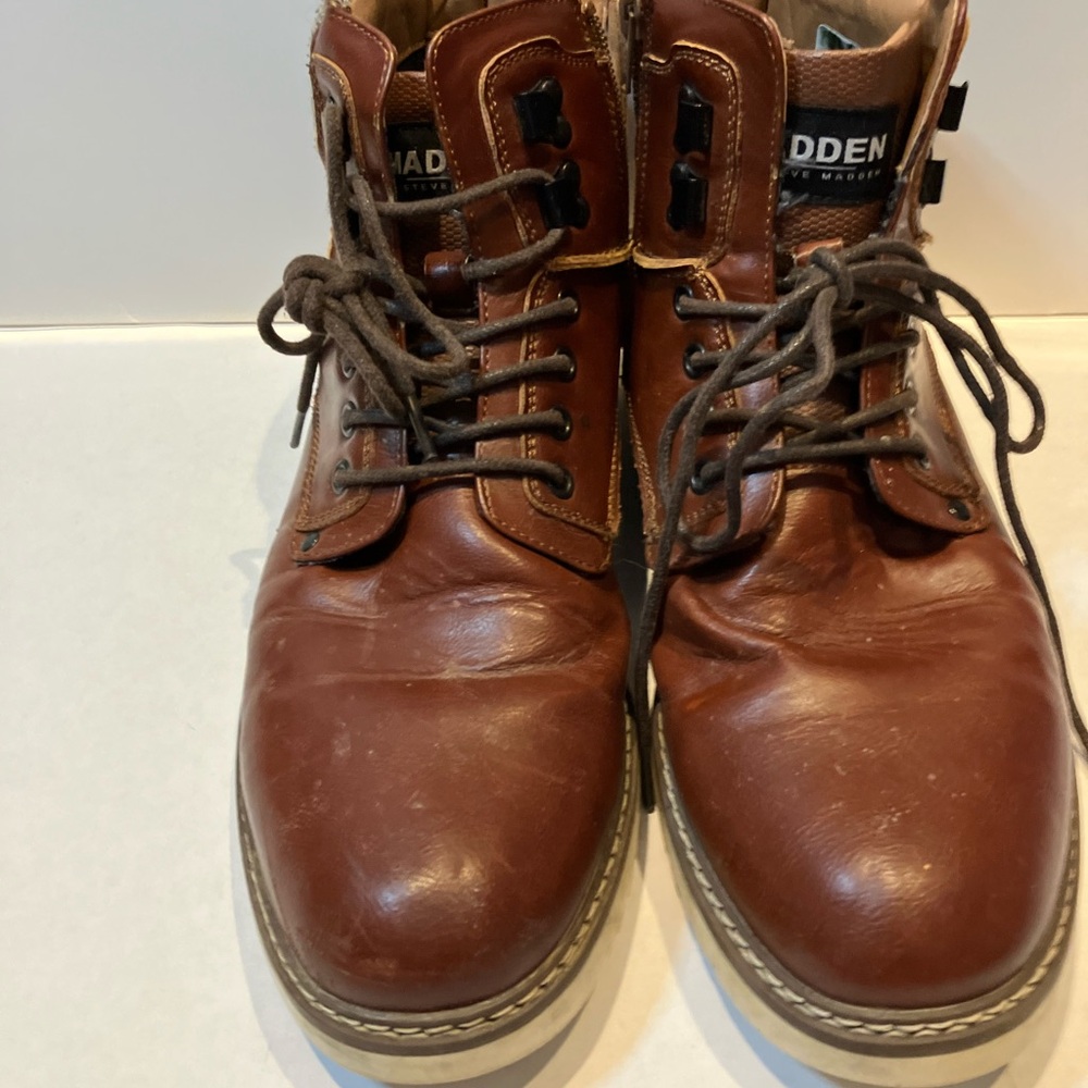 Men’s Steve Madden brown leather boots